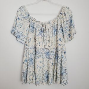 🆕️Torrid Flutter Sleeve Blouse Size 1